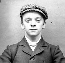 © Wikipedia. Harry Fowles, aka 'Baby Face' was part of the Peaky Blinders of the 1890s. Although they weren't in anyway involved in the coffin furniture disputes, no doubt similar 'groups' operated to enforce the Alliance's dealings. 